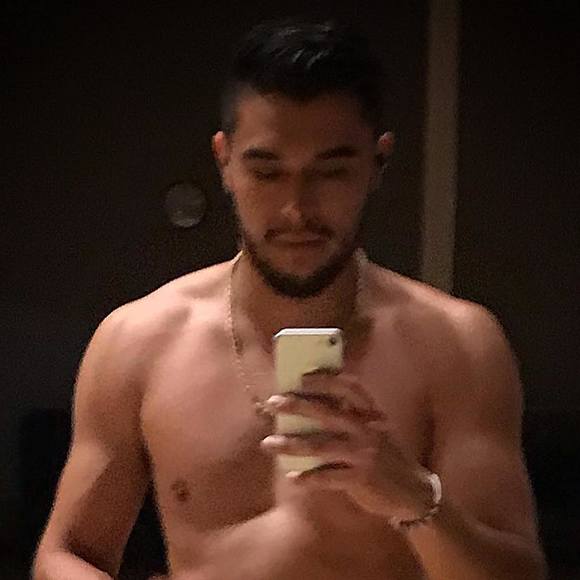 Meet your Posher, Sam - Picture 1 of 1